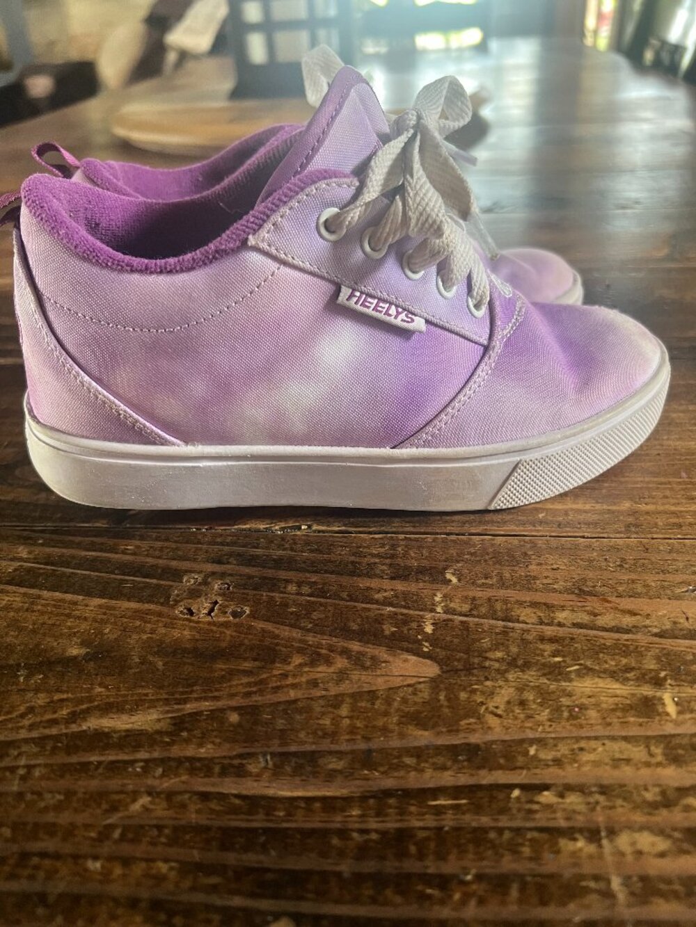 Heelys skate shoes